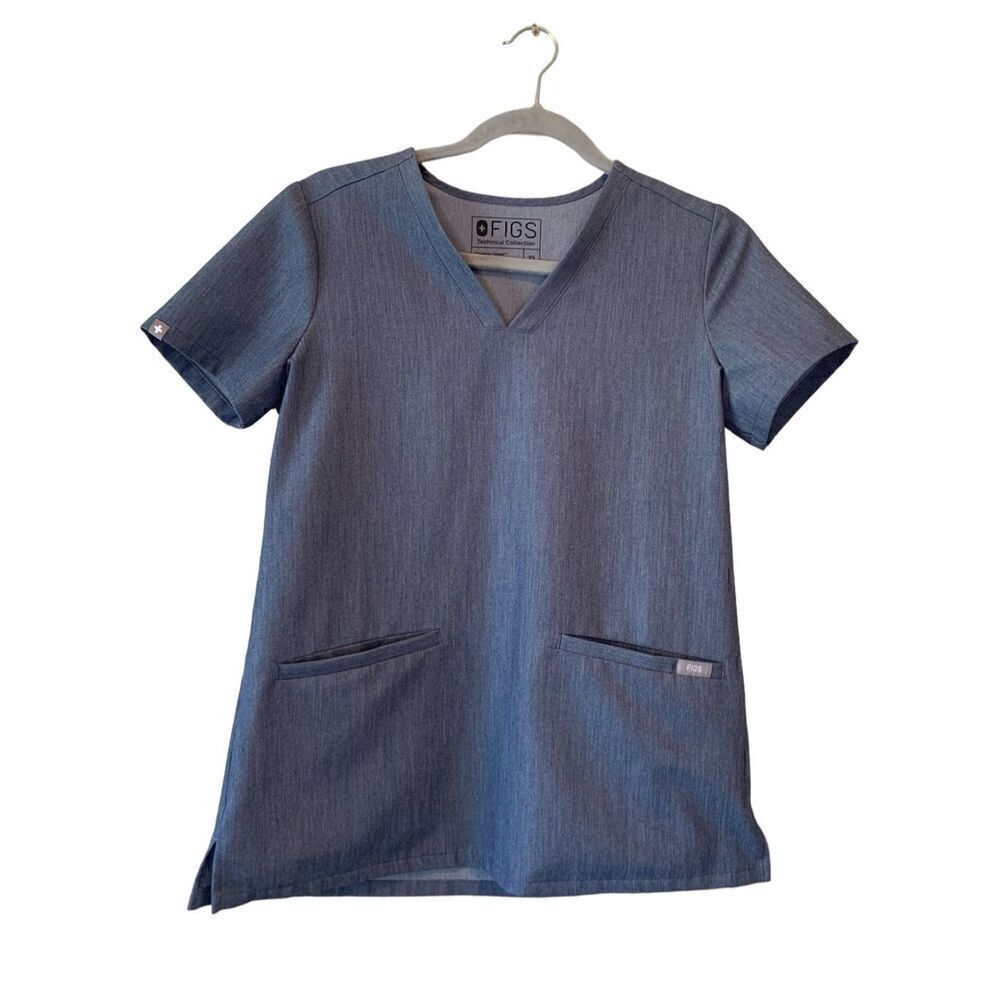 FIGS Casma Three-Pocket Scrub Top Womens Scrubs Size X-Small Gray FW1100